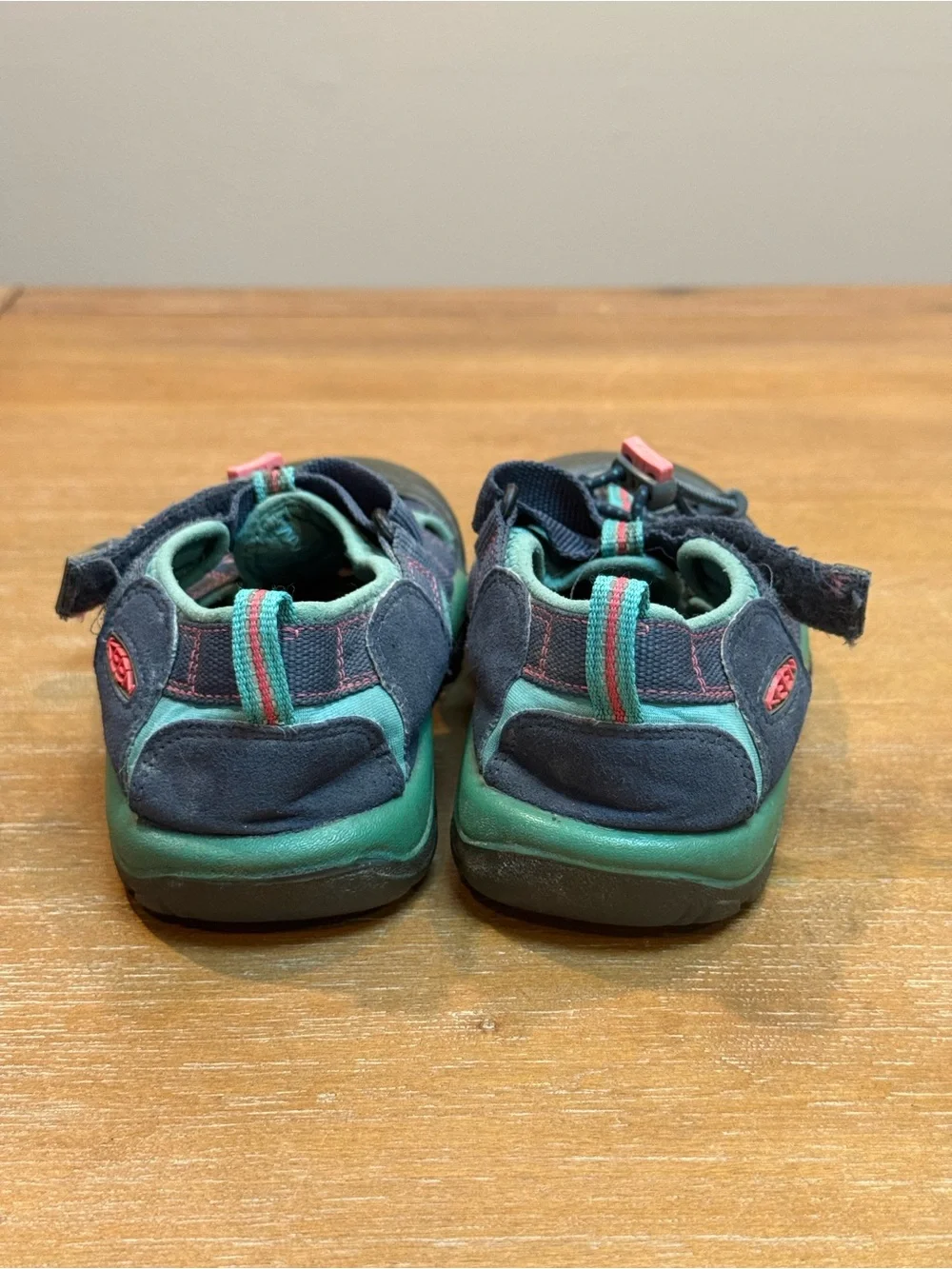 Keen Kids Newport H2 Sandals Midnight Navy/Baltic Teal Waterproof Hiking Sz 2